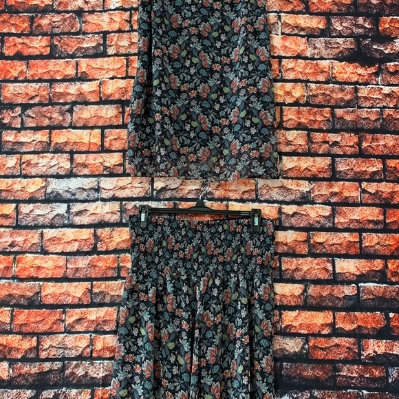 Cabi Flirt Floral 2 Piece - Picture 2 of 6